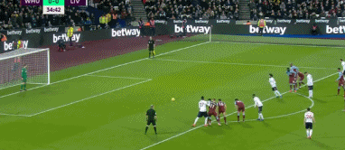 美因茨后卫科尔德甲生涯第9次染红，成德甲历史染红最多球员