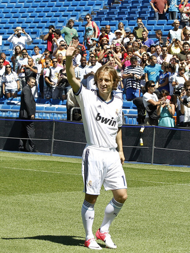 穆斯卡特：比赛中我们创造出了不少机会，只是结果不尽如人意