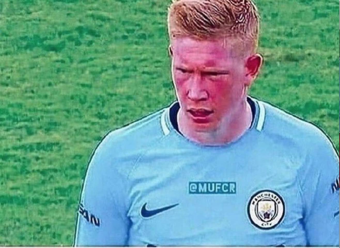 加拉塔萨雷客场3-0大胜阿贾克斯，奥斯梅恩帽子戏法